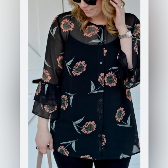 Cabi Sheer Black Floral Ruffle Sleeve Button Front Blouse Top Women’s Size M - Picture 1 of 14